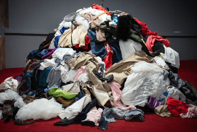 Hoarding Overhaul, Pile of Clothing